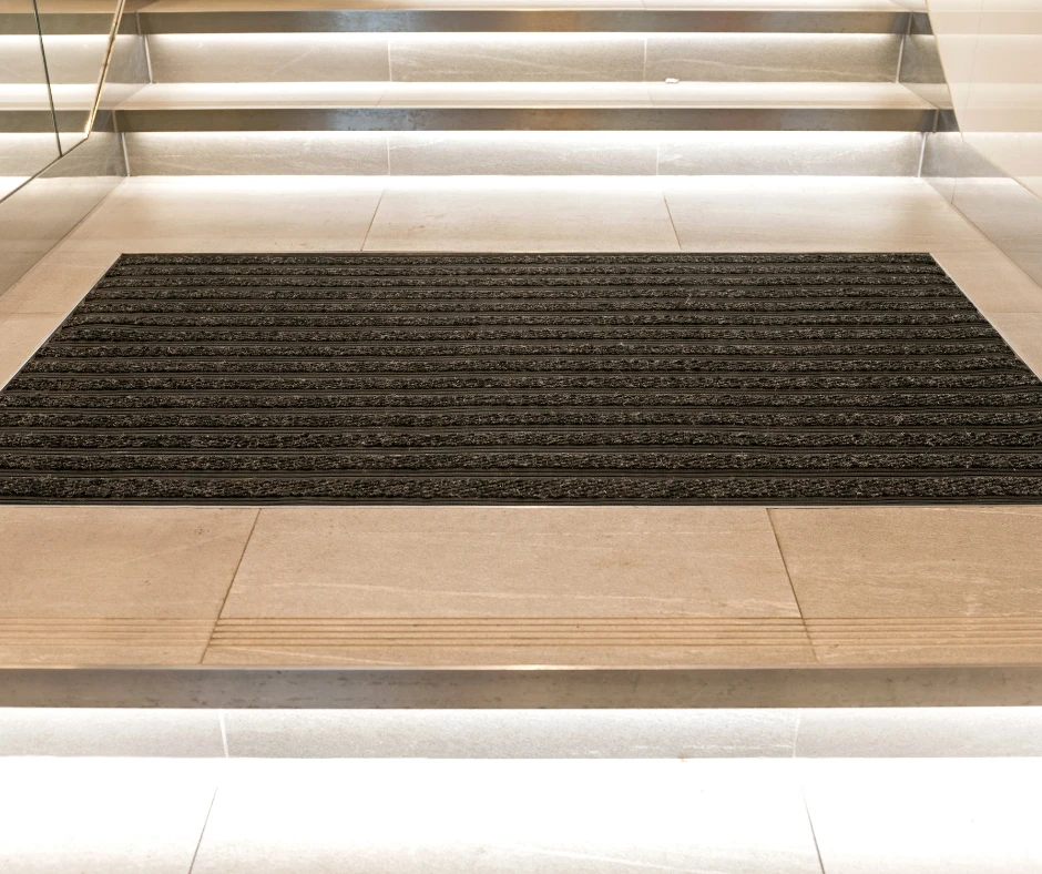 felpudo en un portal